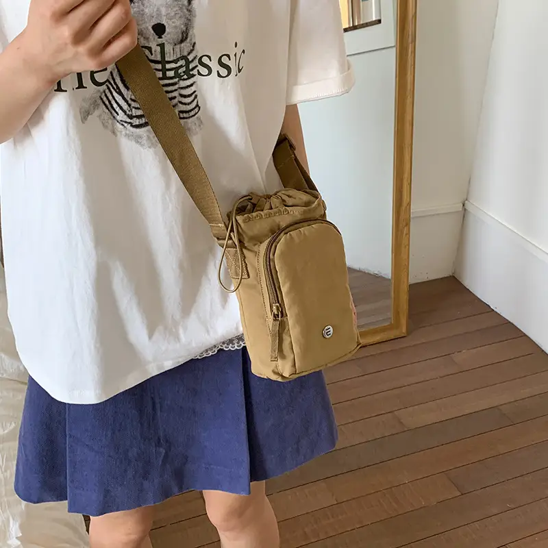 Nylon Shoulder Bag for Women, Water Bottle & Mobile Carry - Image 9