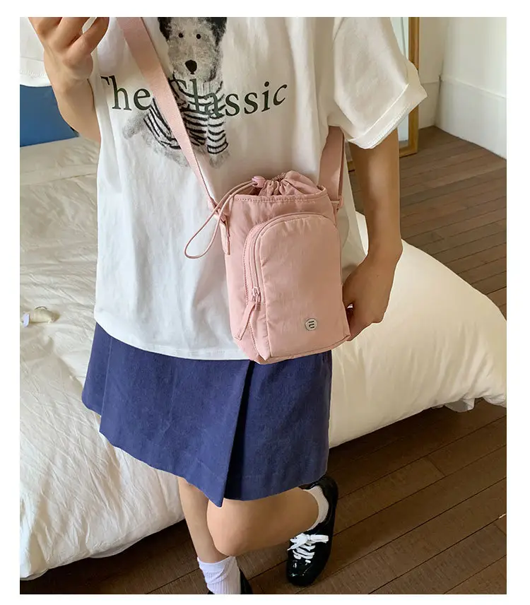 Nylon Shoulder Bag for Women, Water Bottle & Mobile Carry — feature 13