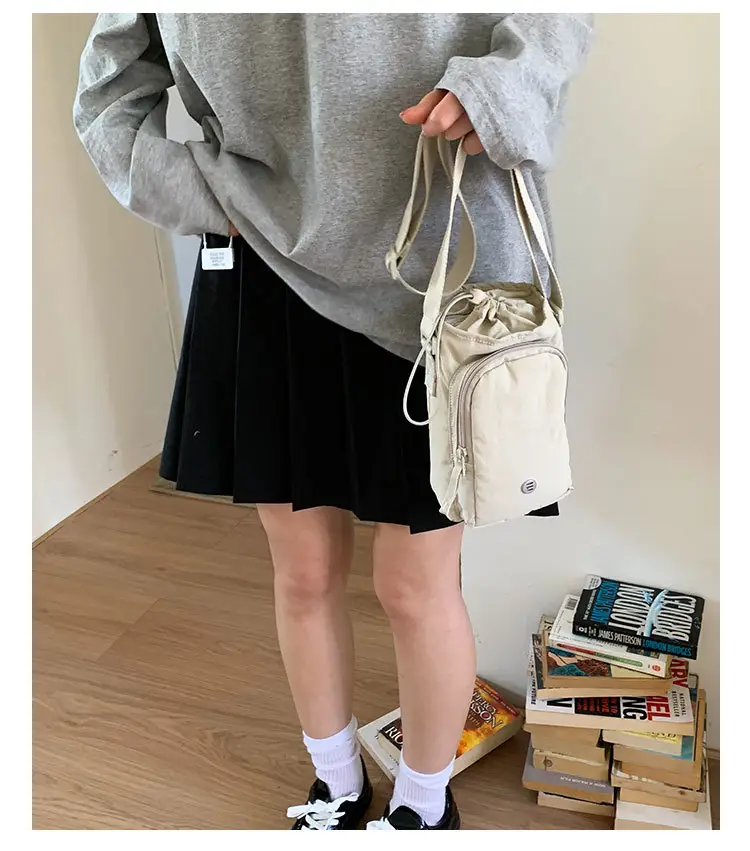 Nylon Shoulder Bag for Women, Water Bottle & Mobile Carry — feature 32