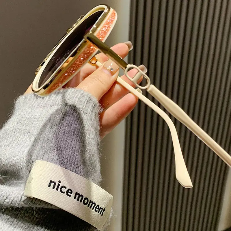 Trendy Gold Frame Flash Sunglasses with UV400 Lens - Image 7