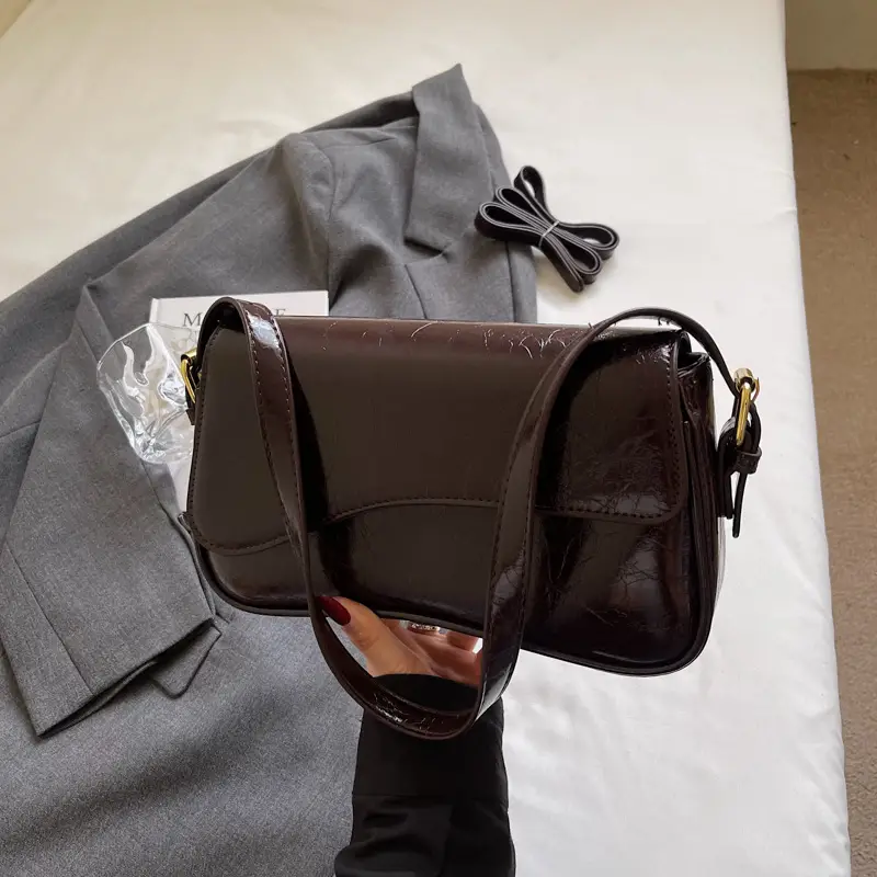 2025 New High-End Textured Handbags Solid Color Single Shoulder Crossbody Commuter Women's Bag - Image 7