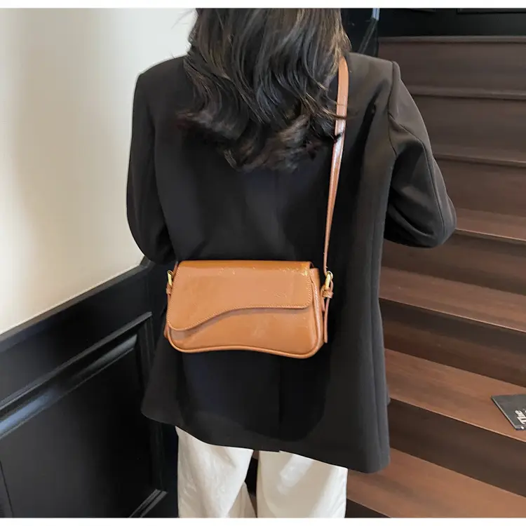 2025 New High-End Textured Handbags Solid Color Single Shoulder Crossbody Commuter Women's Bag — feature 16