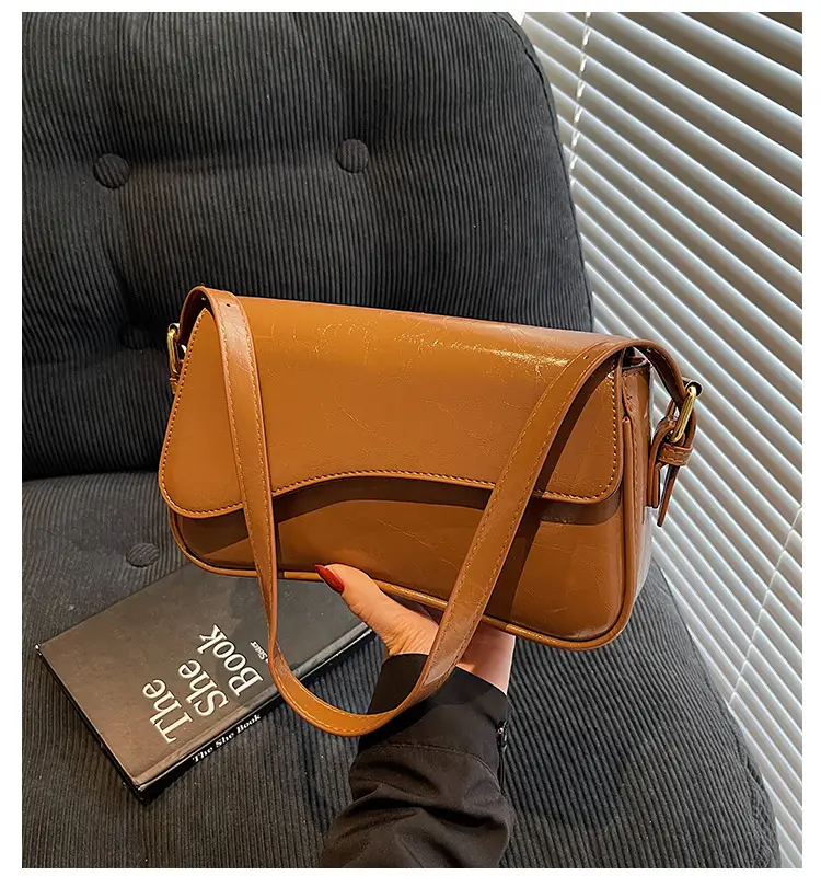 2025 New High-End Textured Handbags Solid Color Single Shoulder Crossbody Commuter Women's Bag — feature 2