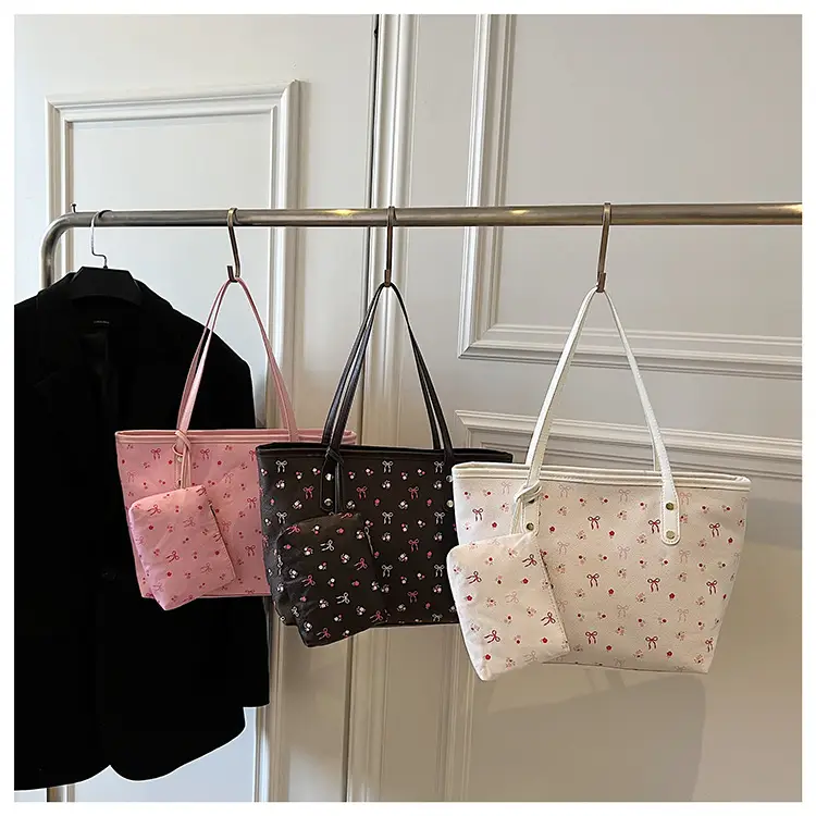 Pink Flamingo Print Women's Tote Bag — feature 17