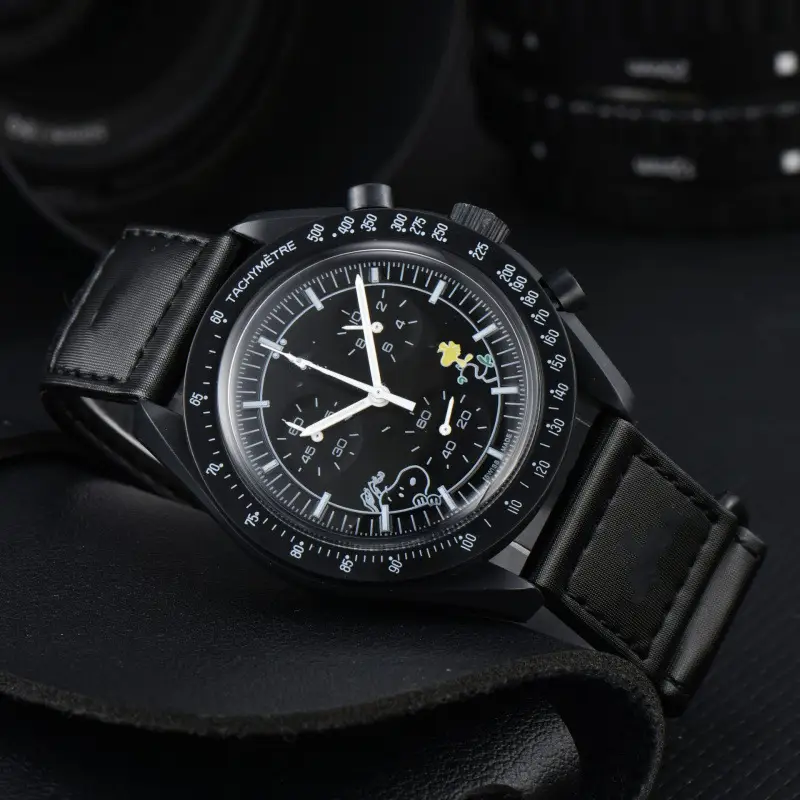 Men's White Quartz Watch with 6-Pin Dial - Image 2