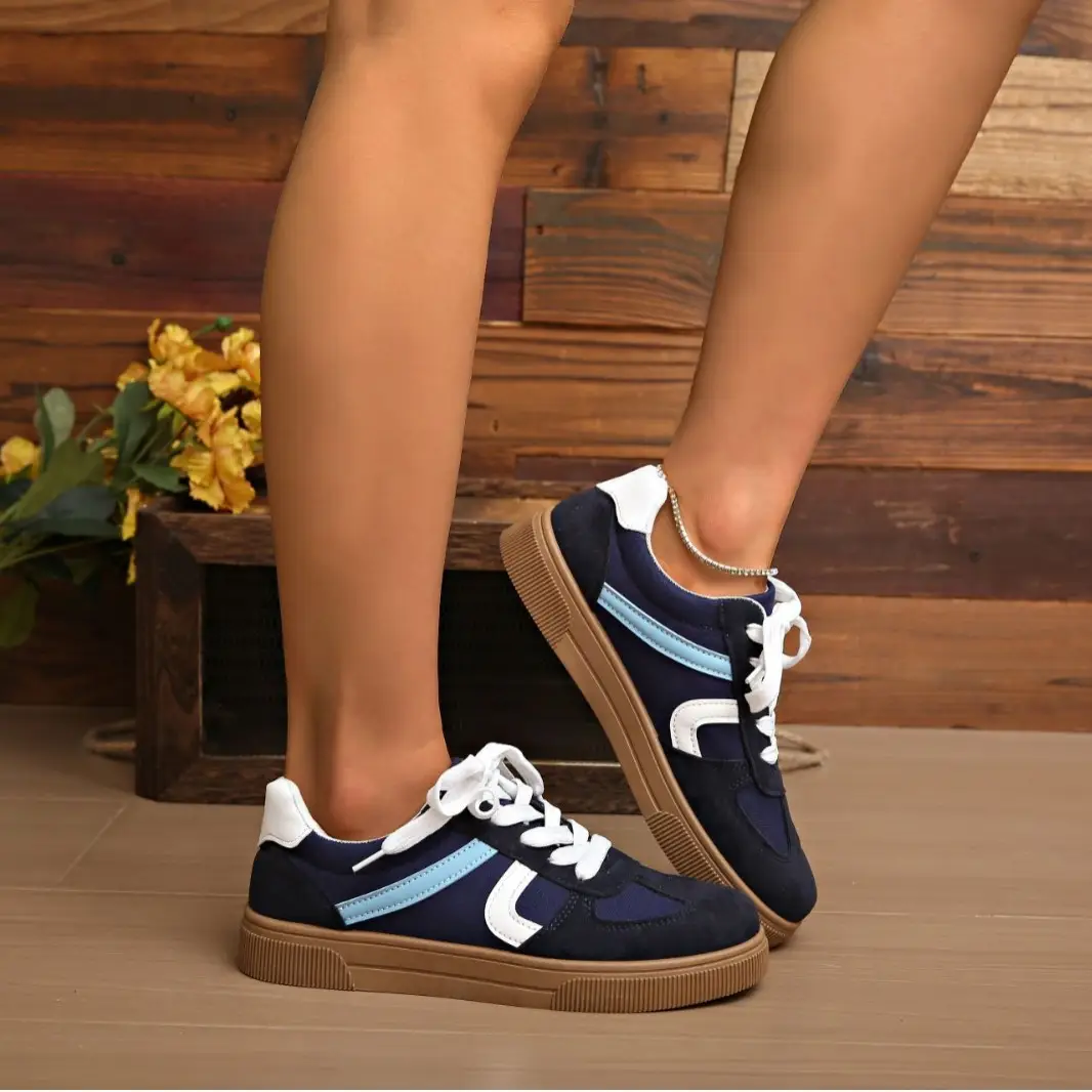 2026 New Style Women's White Sneakers, Flat, Lightweight, Breathable, Versatile, Fashionable Casual Shoes, Simple Style Sports Shoes - Image 9