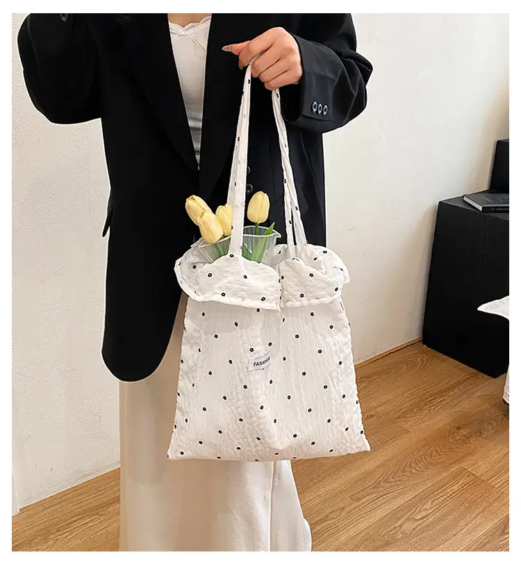 Sweet Chiffon Ruffled Shoulder Bag for Women — feature 1