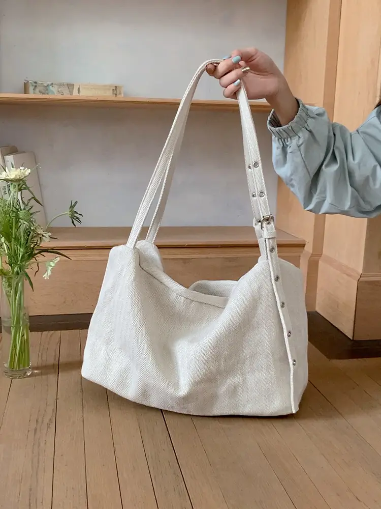 White Canvas Lazy Style Shoulder Bag for College Students — feature 4
