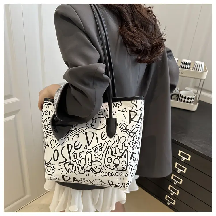 Women's Underarm Bag with Graffiti Print 2025 — feature 14