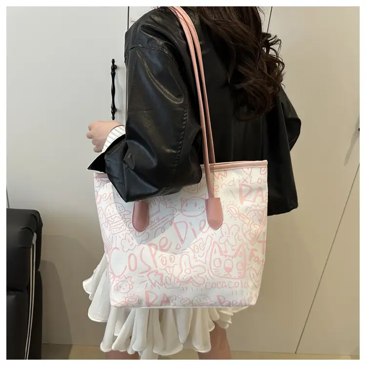 Women's Underarm Bag with Graffiti Print 2025 — feature 28