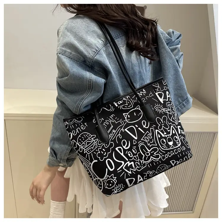 Women's Underarm Bag with Graffiti Print 2025 — feature 38