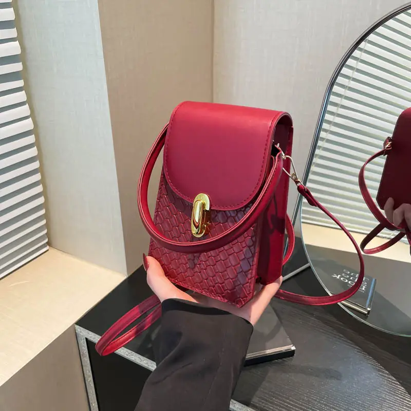 2025 Spring Summer Buckle Shoulder Bag for Women - Image 7