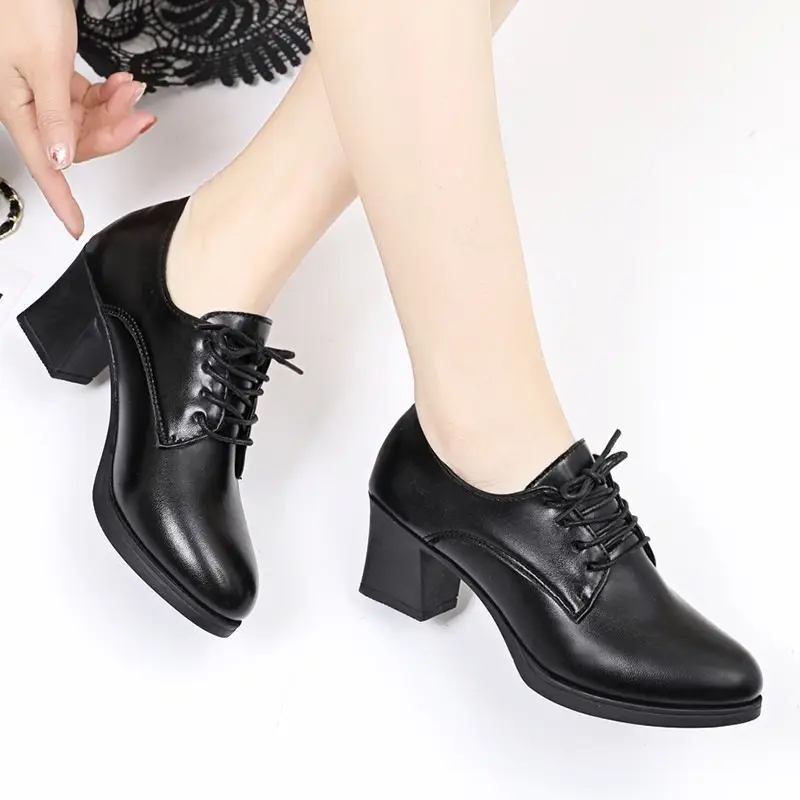 2025 New Style Deep Mouth Fashionable Soft Leather Slip-On Shoes Summer Versatile Large Size Lace-Up Round Toe Casual Leather Shoes - Image 3