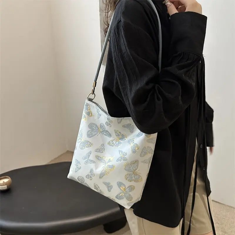 Women Jacquard Canvas Shoulder Bag Blue Paisley 2026 - Image 5