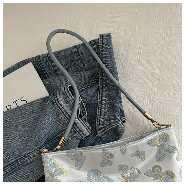Women Jacquard Canvas Shoulder Bag Blue Paisley 2026 — feature 15