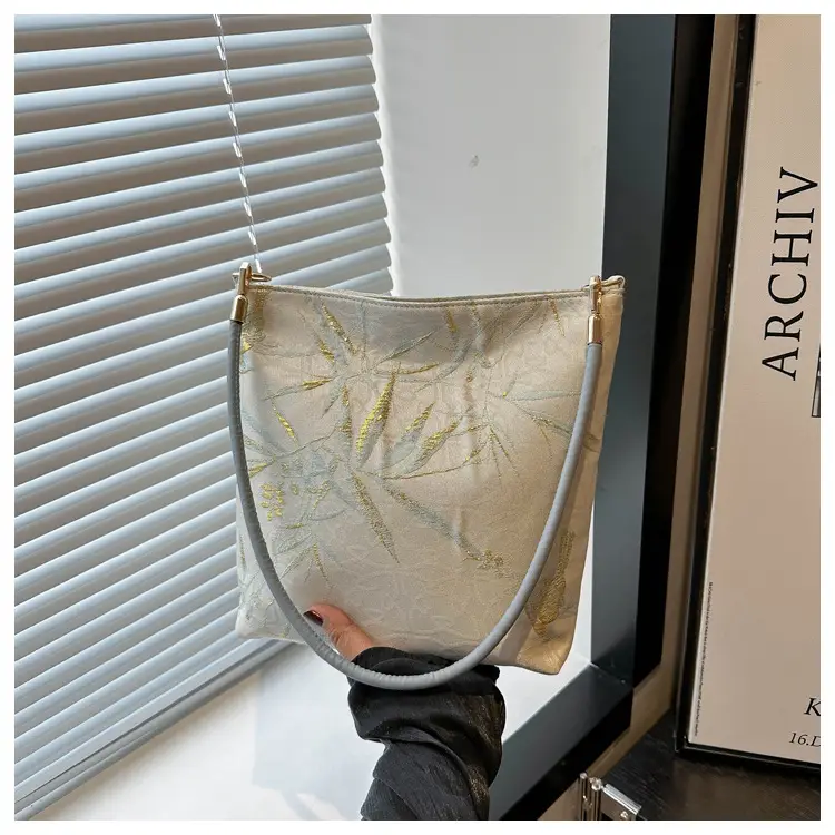 Women Jacquard Canvas Shoulder Bag Blue Paisley 2026 — feature 2