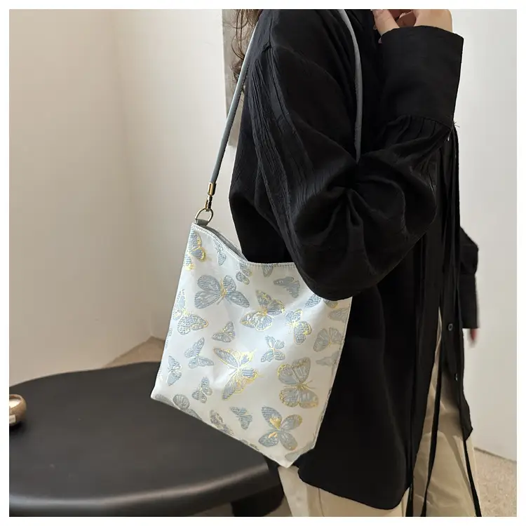 Women Jacquard Canvas Shoulder Bag Blue Paisley 2026 — feature 20