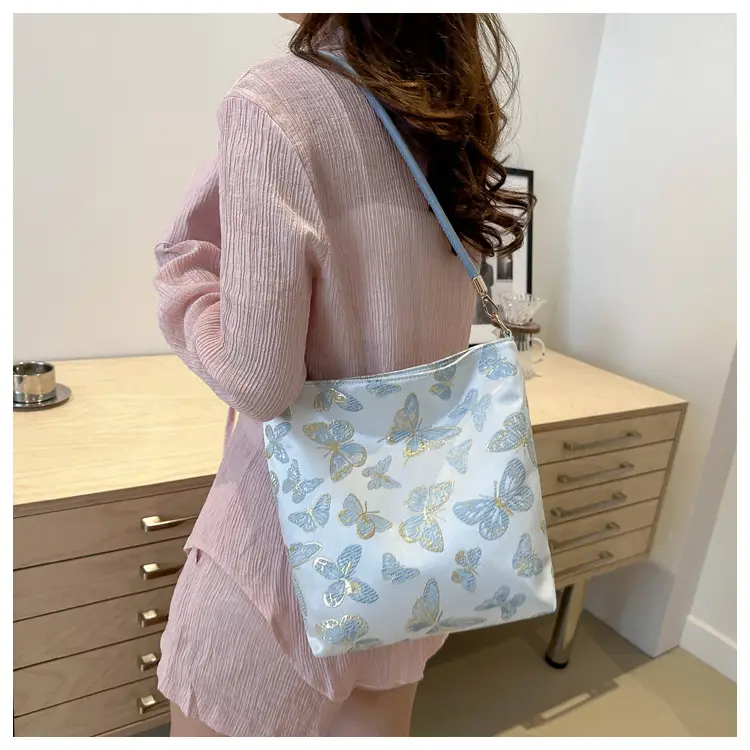 Women Jacquard Canvas Shoulder Bag Blue Paisley 2026 — feature 39