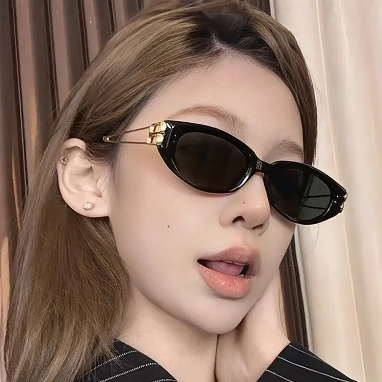 Women's Oval Cat's Eye Sunglasses White Gold Mirror Legs - Image 8
