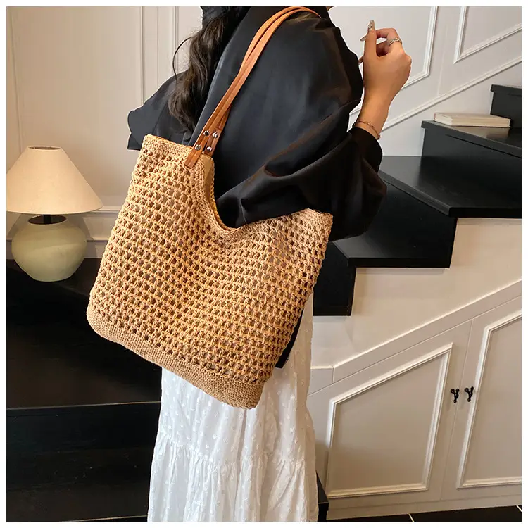 Women's Hollow Knitted Shoulder Bag Summer 2025 — feature 13