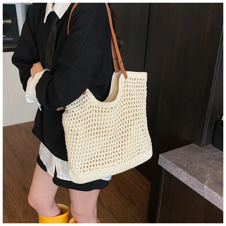 Women's Hollow Knitted Shoulder Bag Summer 2025 — feature 7