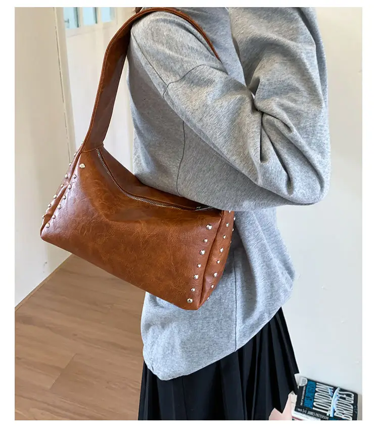 Retro Rivet Shoulder Bag for Women Soft Leather Casual Crossbody — feature 12