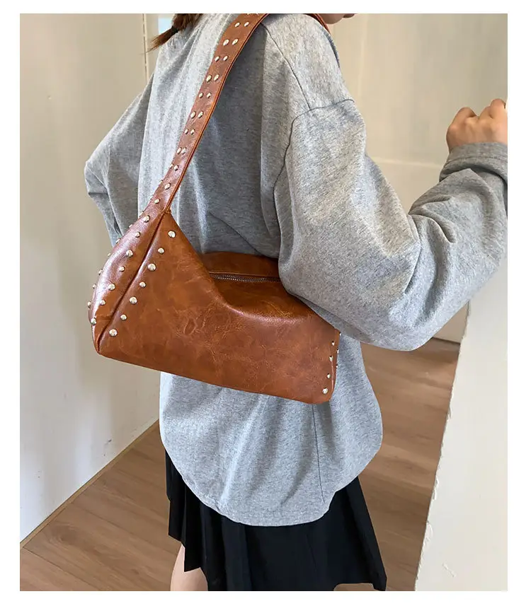 Retro Rivet Shoulder Bag for Women Soft Leather Casual Crossbody — feature 15