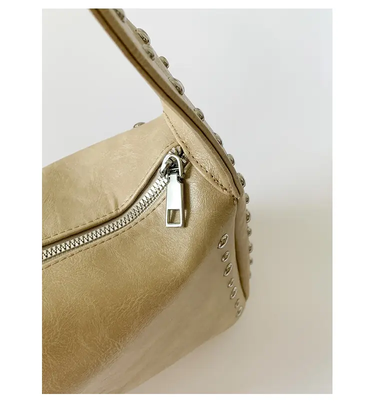 Retro Rivet Shoulder Bag for Women Soft Leather Casual Crossbody — feature 39