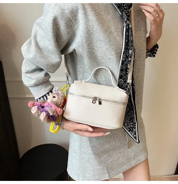 Black Crossbody Bag Women 2025 Stylish Leather Zippered — feature 26