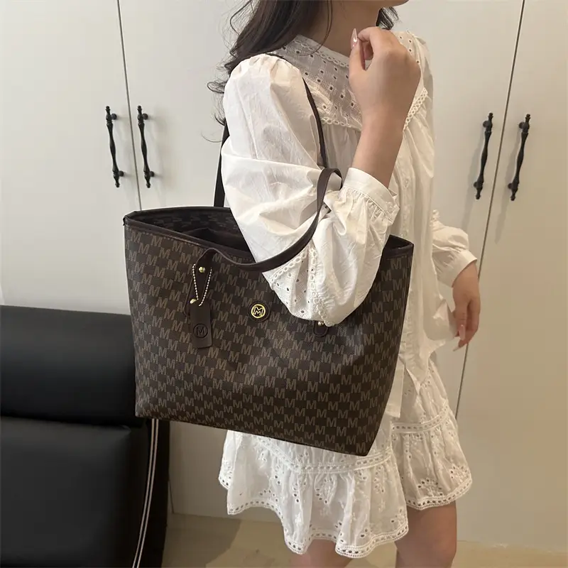 Trendy Checkered Women's Shoulder Bag Large Capacity - Image 7