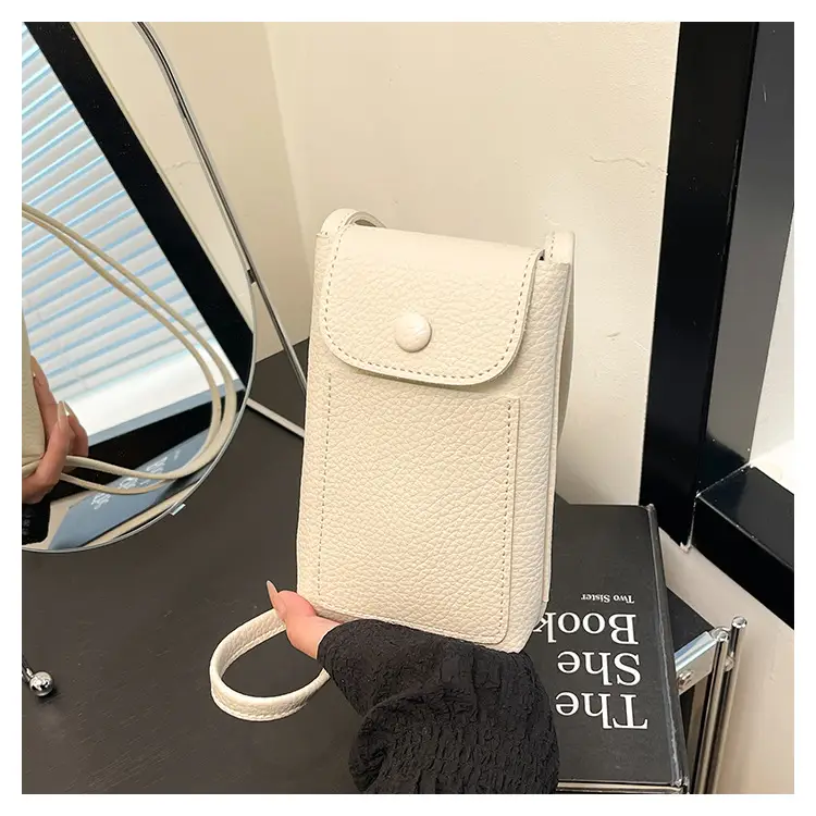 Red Leather Shoulder Crossbody Bag for Women 2025 — feature 25