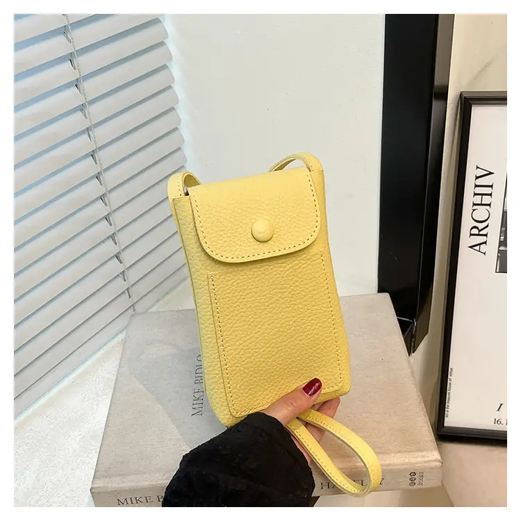Red Leather Shoulder Crossbody Bag for Women 2025 — feature 29