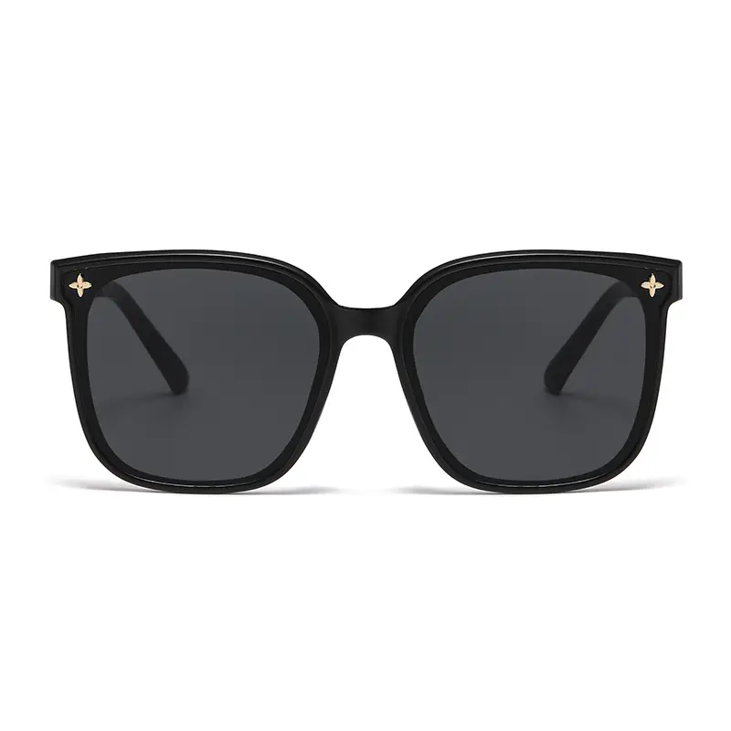 Retro Square Sunglasses for Women with Gold Chain