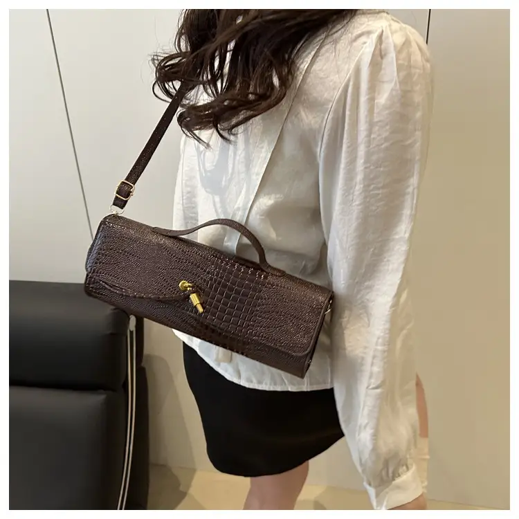 Red Croc Leather Shoulder Bag for Women 2025 — feature 20