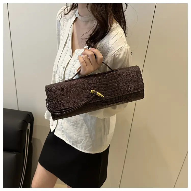 Red Croc Leather Shoulder Bag for Women 2025 — feature 25