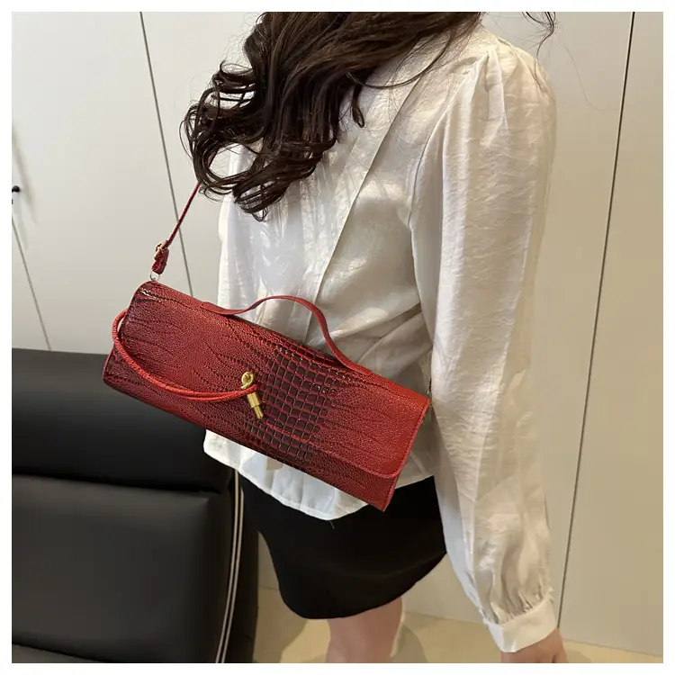 Red Croc Leather Shoulder Bag for Women 2025 — feature 29
