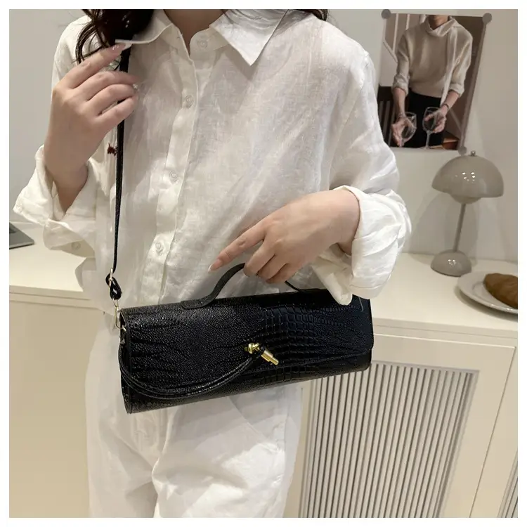 Red Croc Leather Shoulder Bag for Women 2025 — feature 37