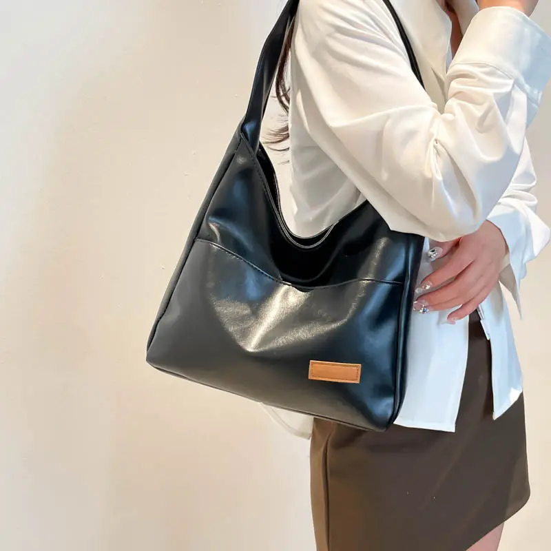 Large Capacity Retro Bag Female College Student Texturistic Commuter Tote Bag - Image 7