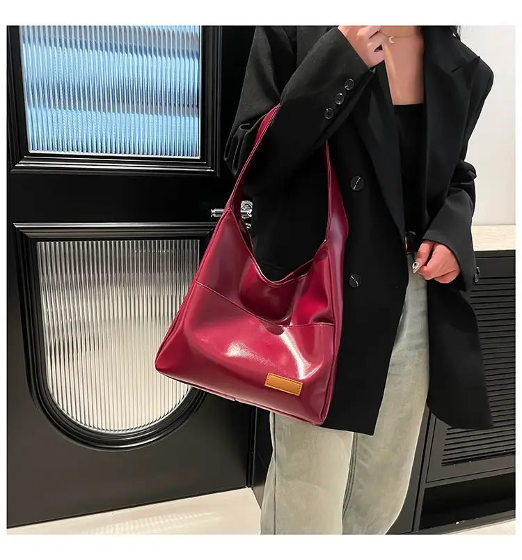Large Capacity Retro Bag Female College Student Texturistic Commuter Tote Bag — feature 10