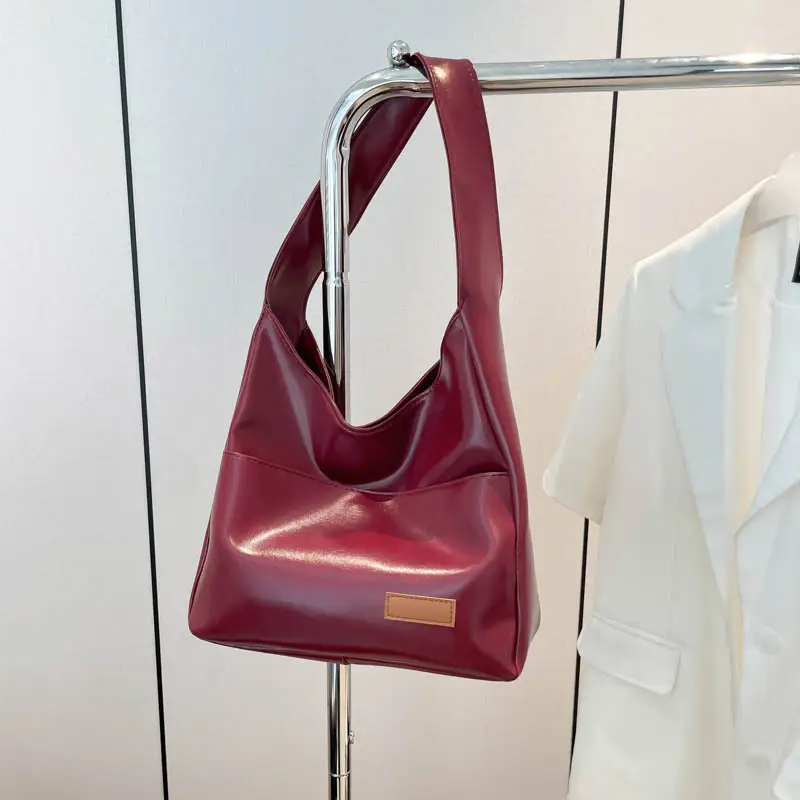 Large Capacity Retro Bag Female College Student Texturistic Commuter Tote Bag - Image 3