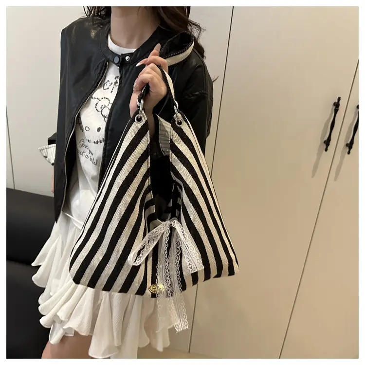 Red Striped Embroidered Women's Shoulder Bag — feature 10