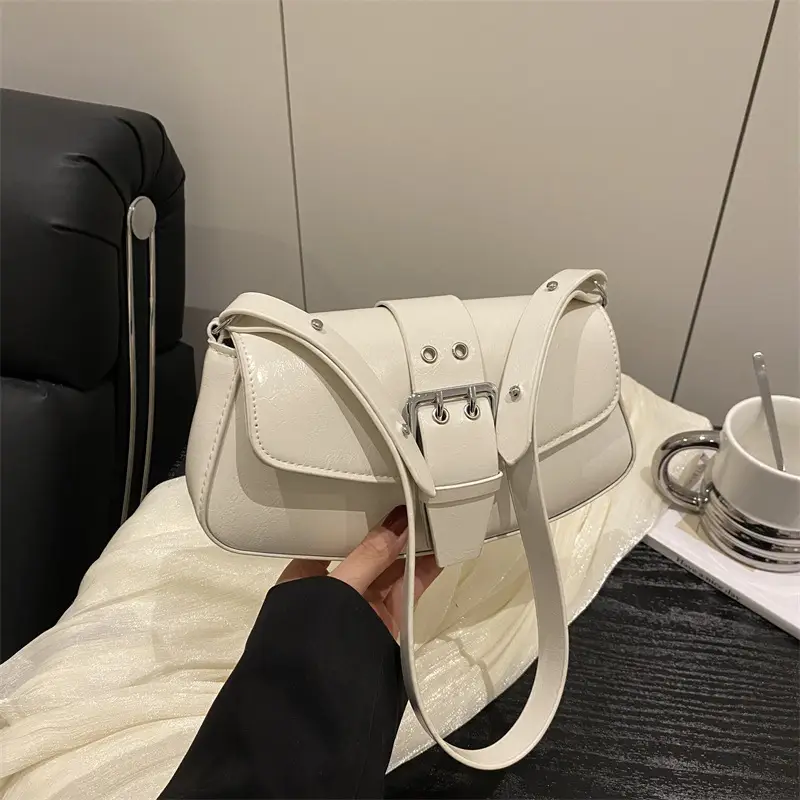 Elegant White Crossbody Bag for Women 2025 - Image 6