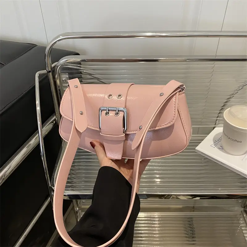 Elegant White Crossbody Bag for Women 2025 - Image 7