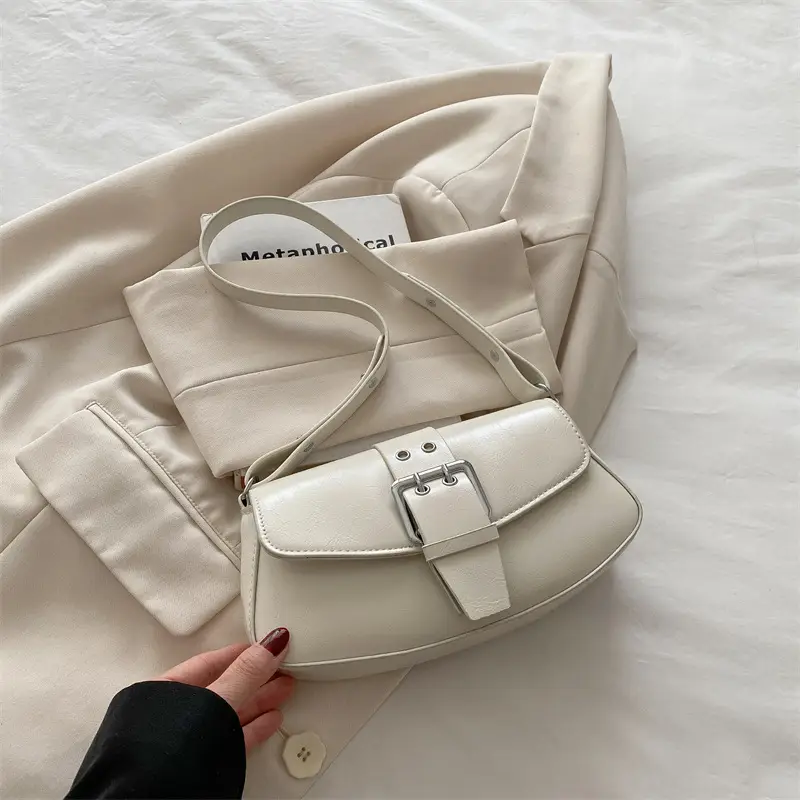 Elegant White Crossbody Bag for Women 2025 - Image 2