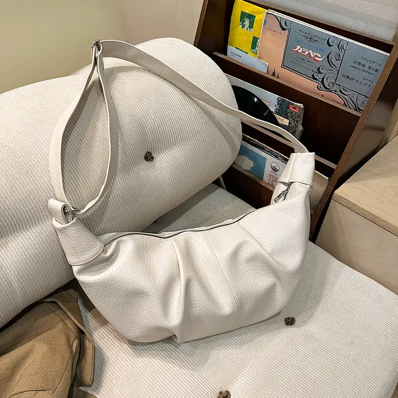 2025 Korean Style White Pleated Shoulder Bag - Image 2
