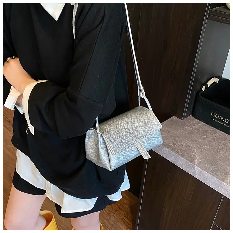Red Niche Design Shoulder Crossbody Bag for Women — feature 13