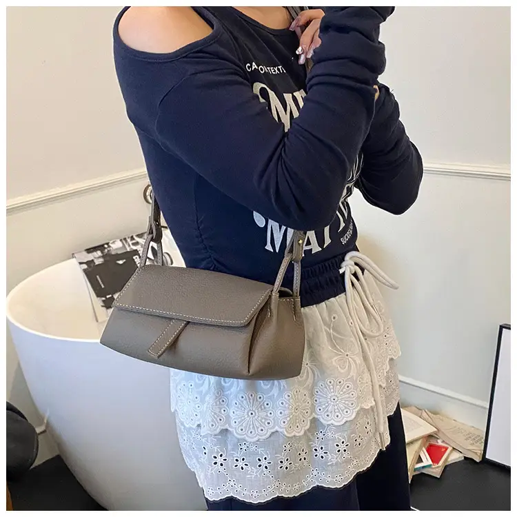 Red Niche Design Shoulder Crossbody Bag for Women — feature 22