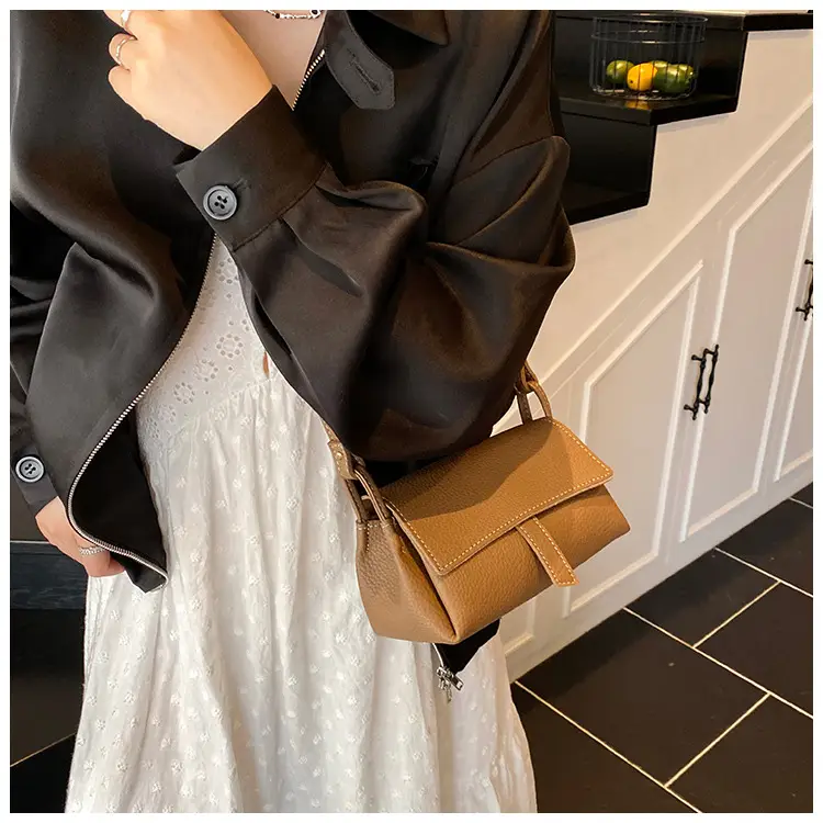 Red Niche Design Shoulder Crossbody Bag for Women — feature 8