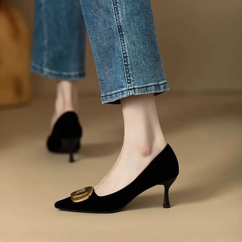 2026 Spring and Autumn French-Style High-Heeled Shoes for Women, Pointed Toe, Shallow Mouth, Elegant Black Commuting Mid-Heel Professional Stiletto Work Shoes - Image 4