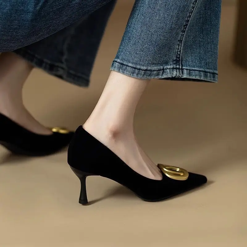 2026 Spring and Autumn French-Style High-Heeled Shoes for Women, Pointed Toe, Shallow Mouth, Elegant Black Commuting Mid-Heel Professional Stiletto Work Shoes — feature 3